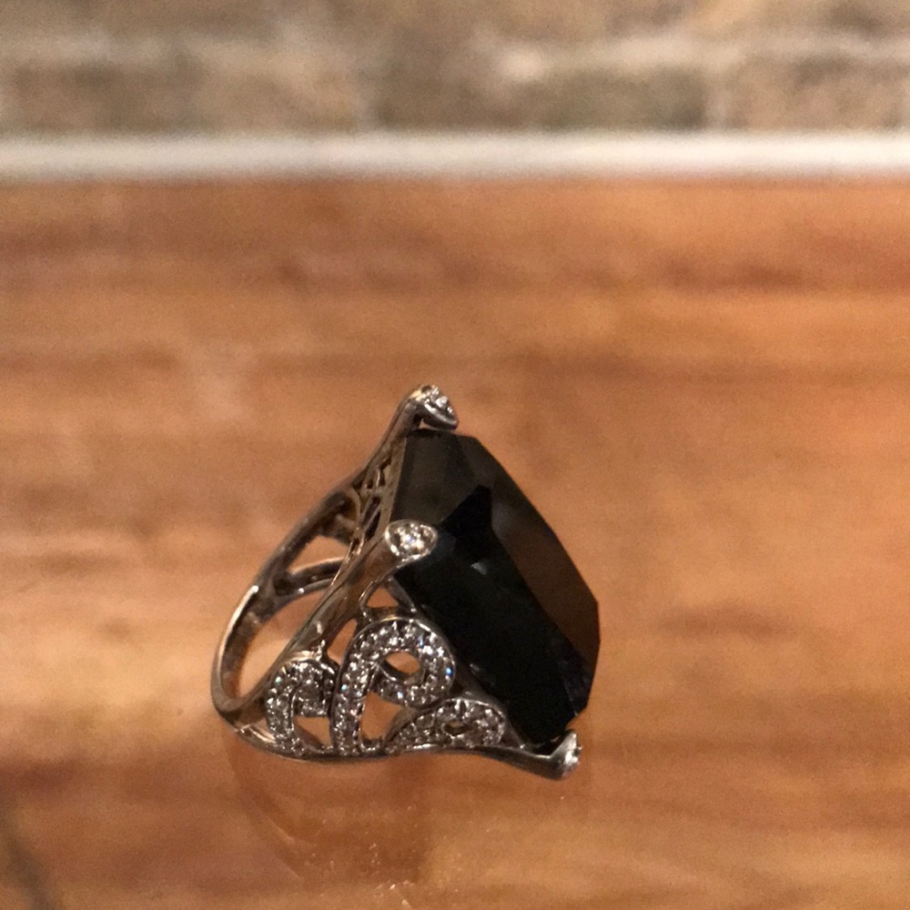 Costume jewelry cocktail ring